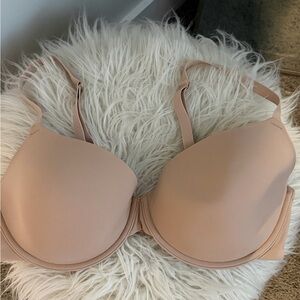 SKIMS Tshirt Women's Bra 38DD